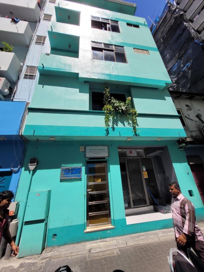 Ontrack Travel Transit Hotel Malé Buitenkant foto